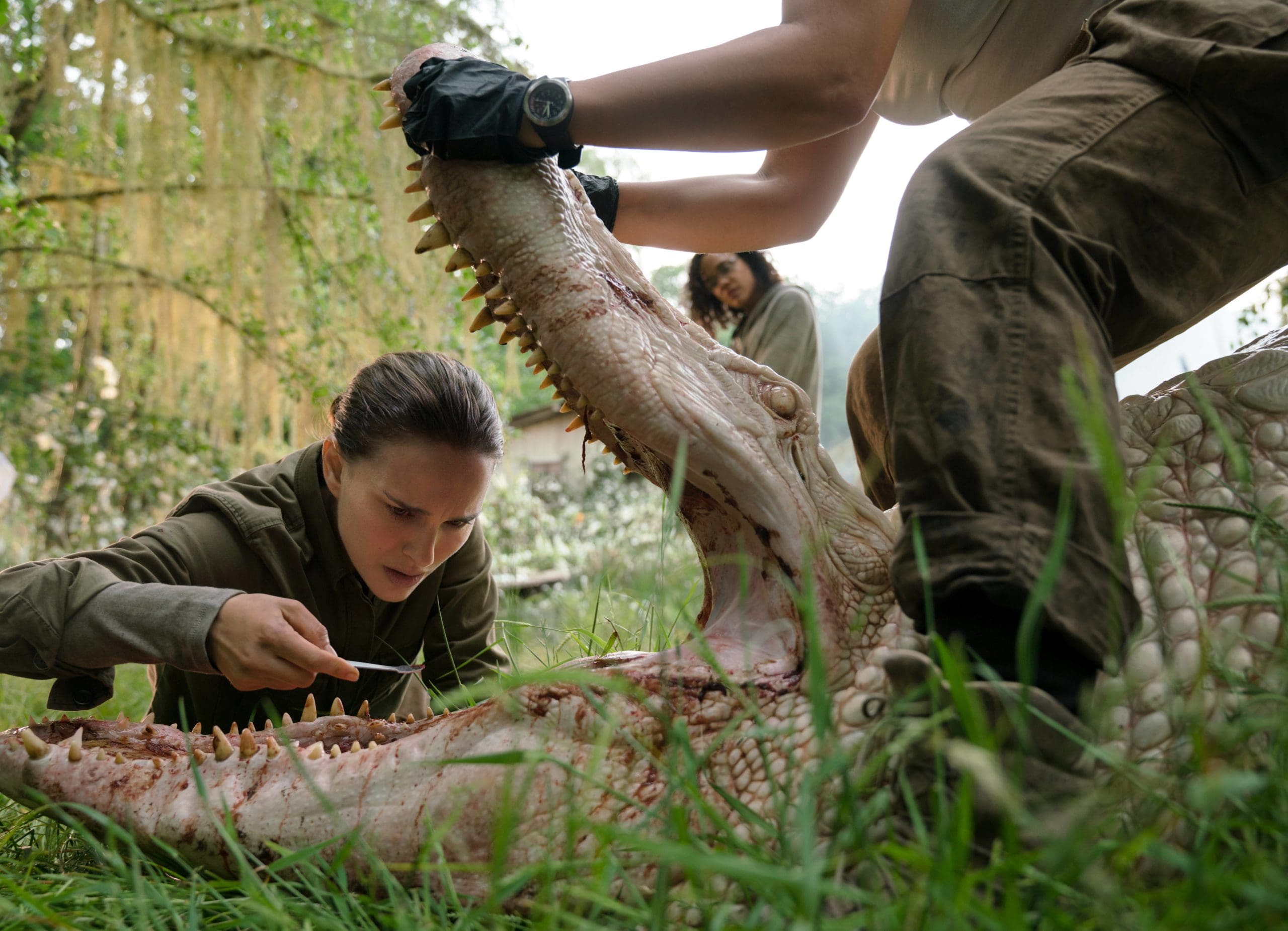 Left to right: Natalie Portman and Tessa Thompson in ANNIHILATION, from Paramount Pictures and Skydance.