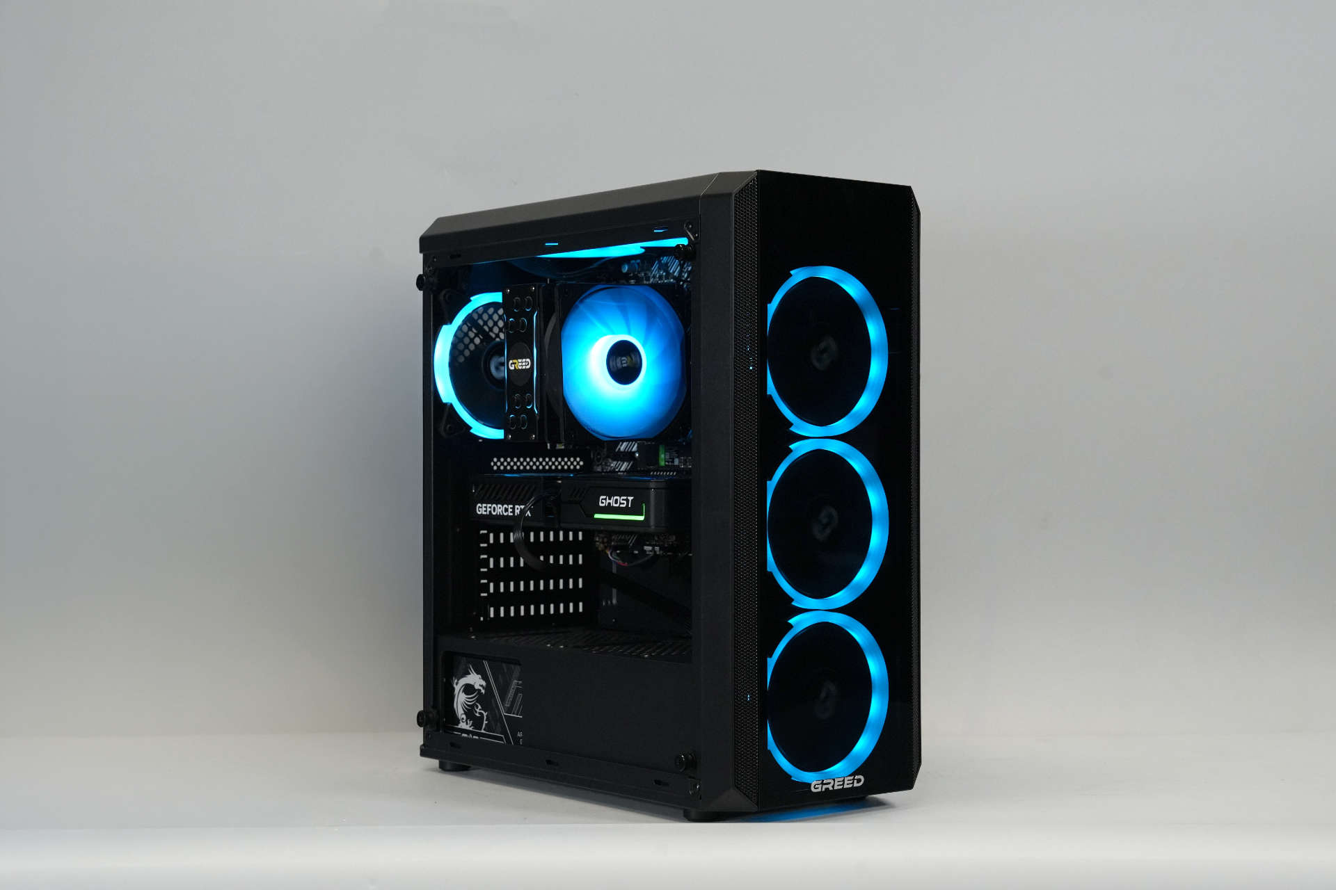 Echte GREED Erfahrungen nach der Lieferung: Der einsatzbereite Gaming-PC mit RGB-Beleuchtung